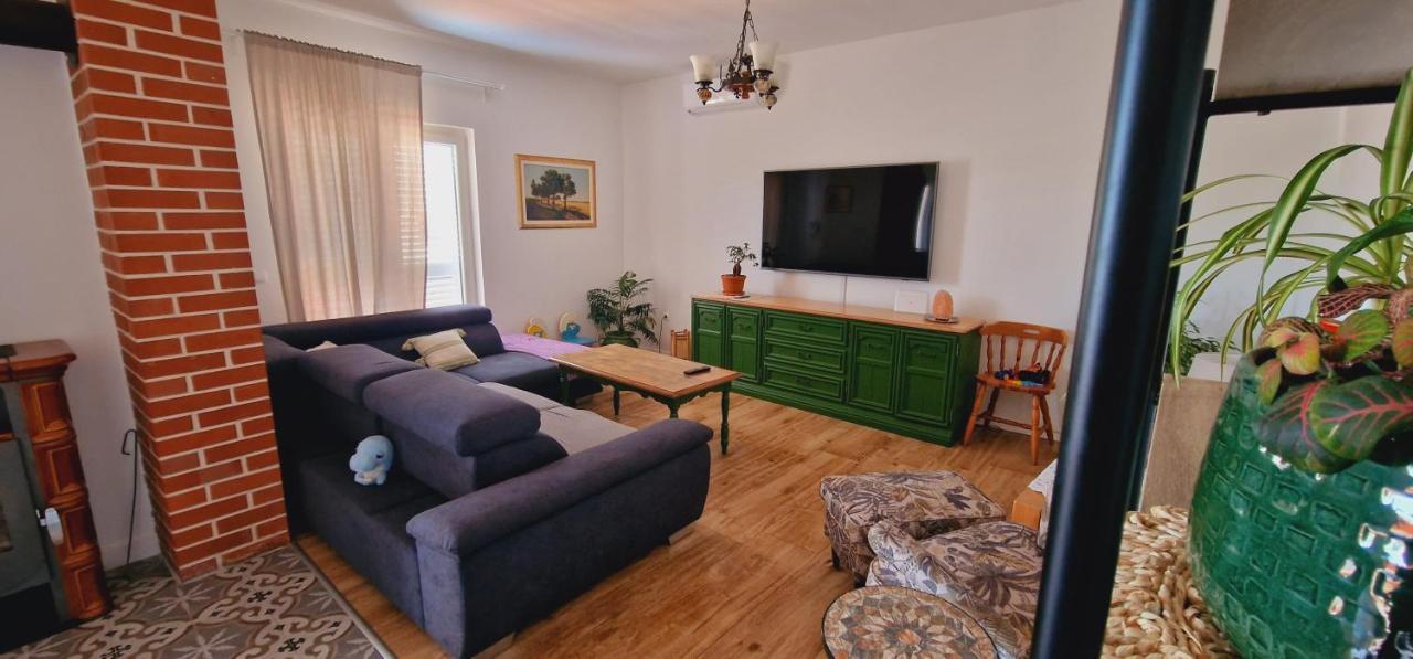 Golden Sunset Apps Apartment Ceprljanda Екстериор снимка
