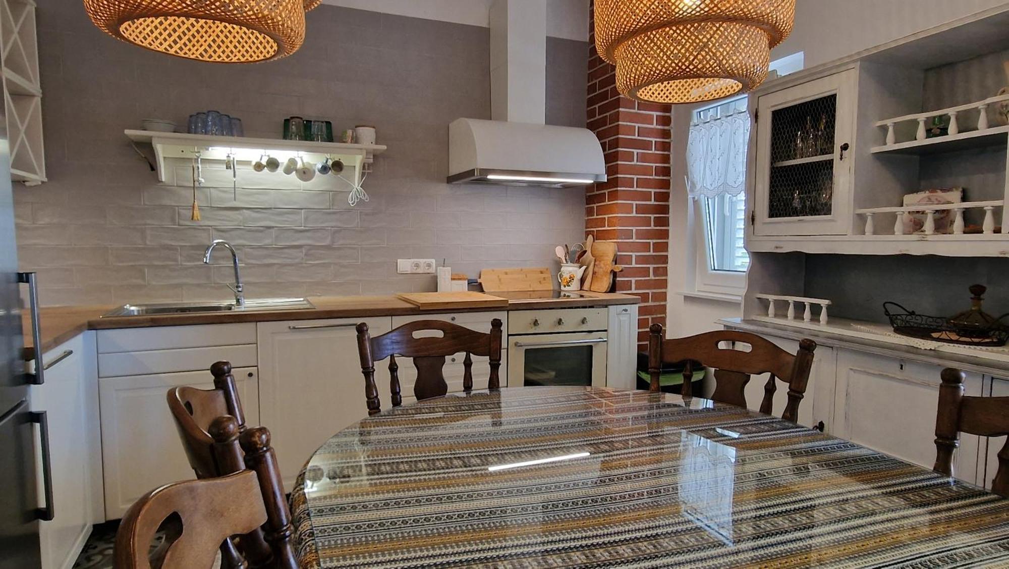 Golden Sunset Apps Apartment Ceprljanda Стая снимка