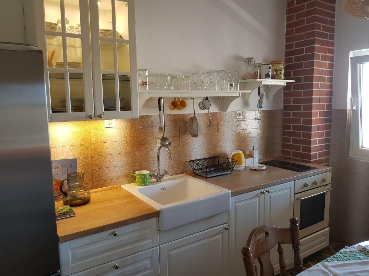 Golden Sunset Apps Apartment Ceprljanda Екстериор снимка